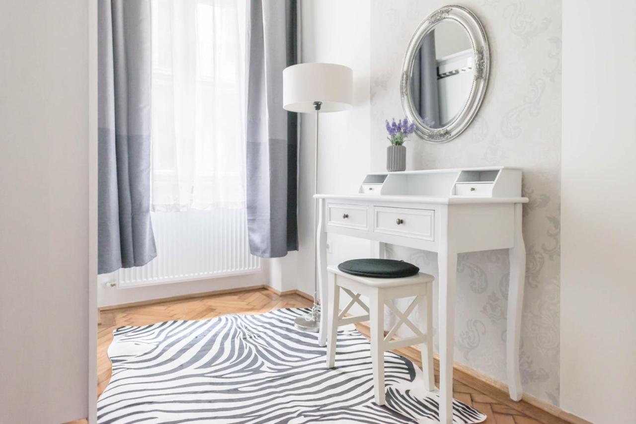 Dominik Apartment Budapest Esterno foto